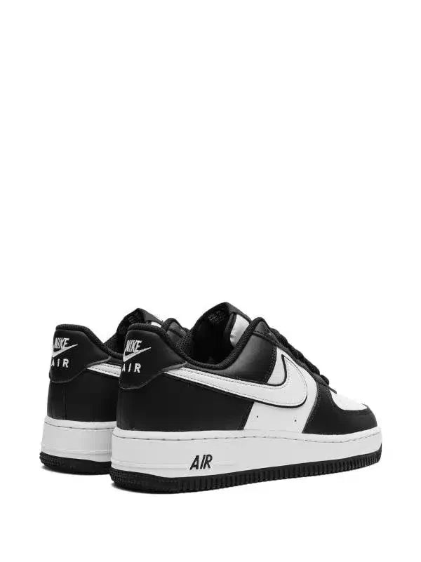 Air Force 1 Low “Panda”